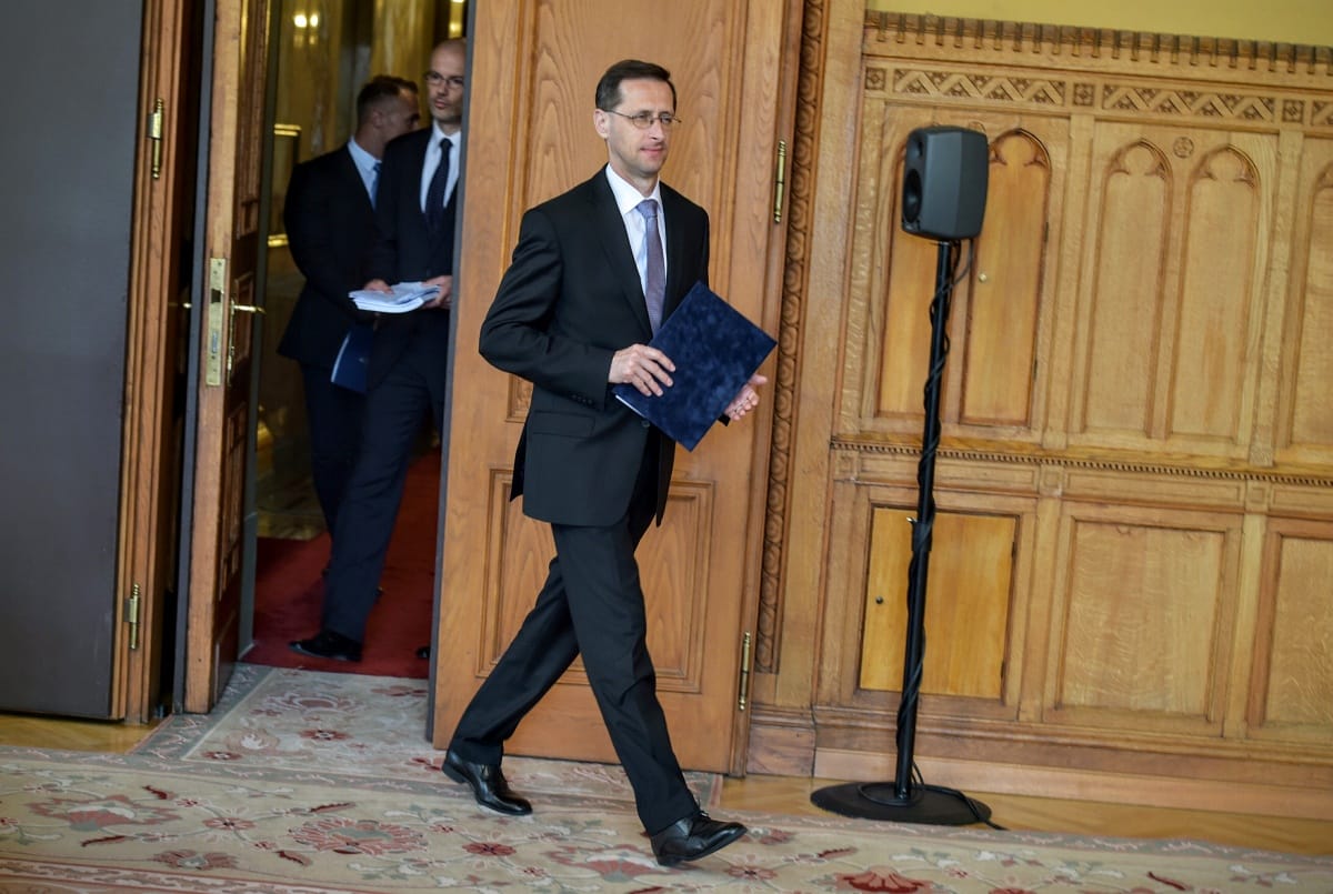 Jelentős járulékcsökkentésről beszél a kormány