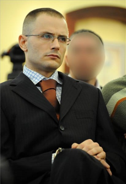 Lopók között szegényember