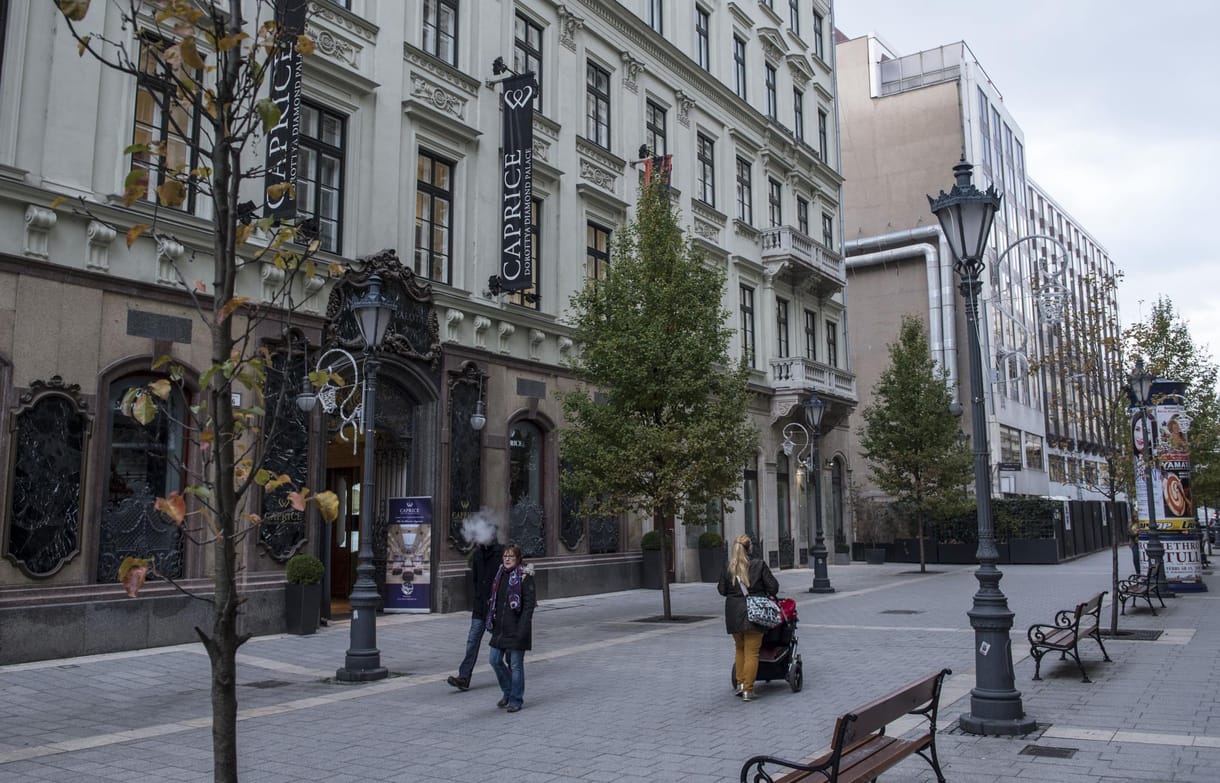 8,4 milliárd forint állami kölcsönnel segítik Tiborczék luxushotel-építését