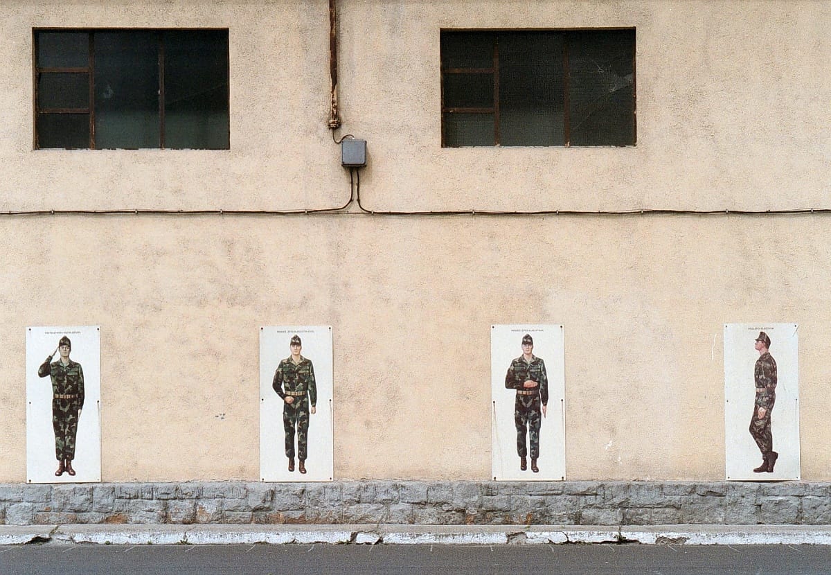 Lettországban visszaállítják a sorkatonaságot