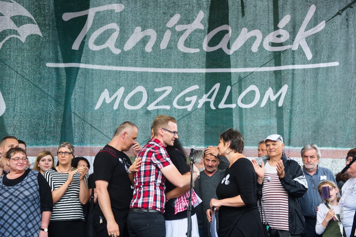 Magyar Idők: Radikális akciókat indít a Tanítanék Mozgalom