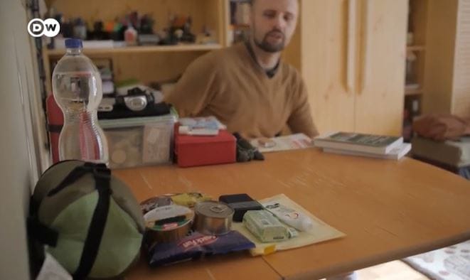„A világvége nem az lesz, hogy jön Mad Max” - felkészülnek a katasztrófákra a magyar prepperek