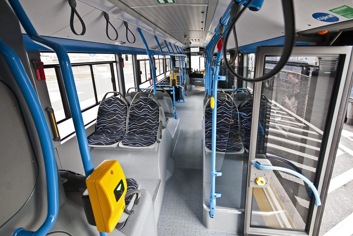 Savval leöntött üléstől éghetett meg a 31-es buszon egy nő combja
