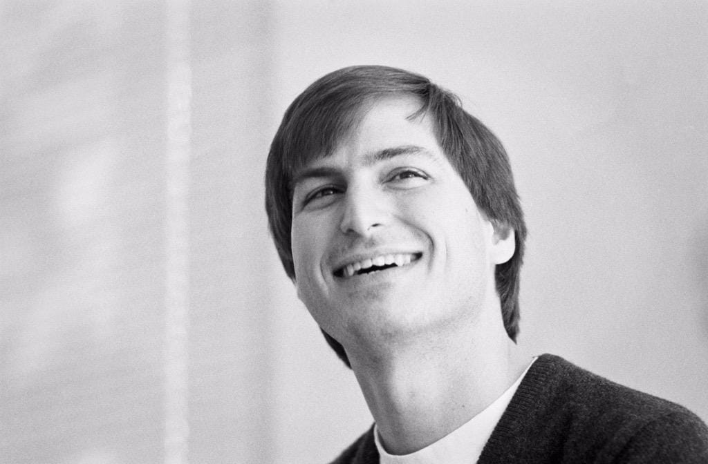 Steve Jobs öröksége: így emlékeztek a 4 éve meghalt alapítóra az Apple-nél