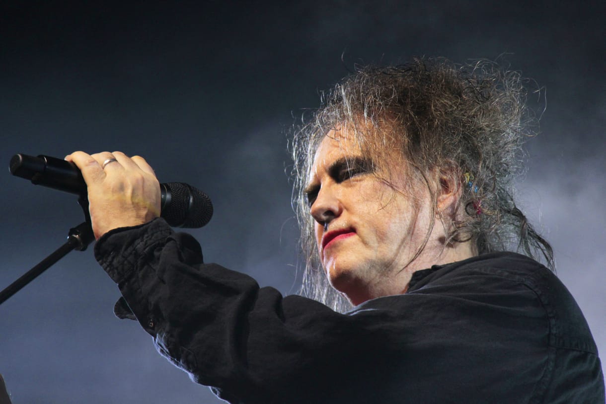 Itt a The Cure 16 év óta első új dala, és jön a lemez is