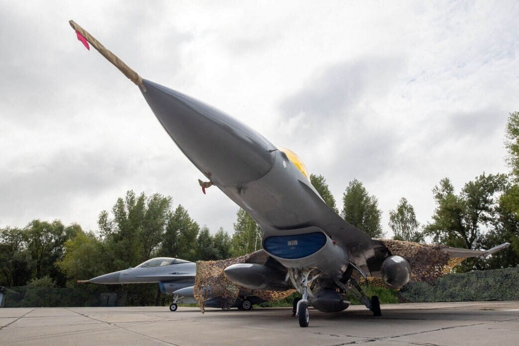 Hollandia engedélyezte Ukrajnának, hogy orosz területen is bevethessék az oda küldött F-16-os vadászgépeket