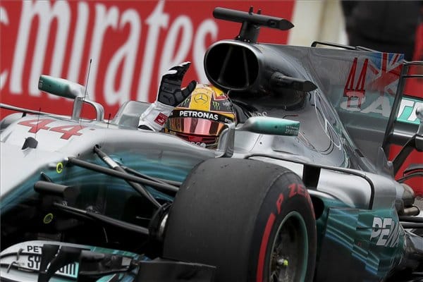 Hamilton a hétvégén újra bajnok lehet