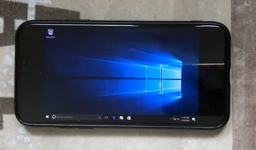 Jól látja: Windows 10 fut az iPhone X-en