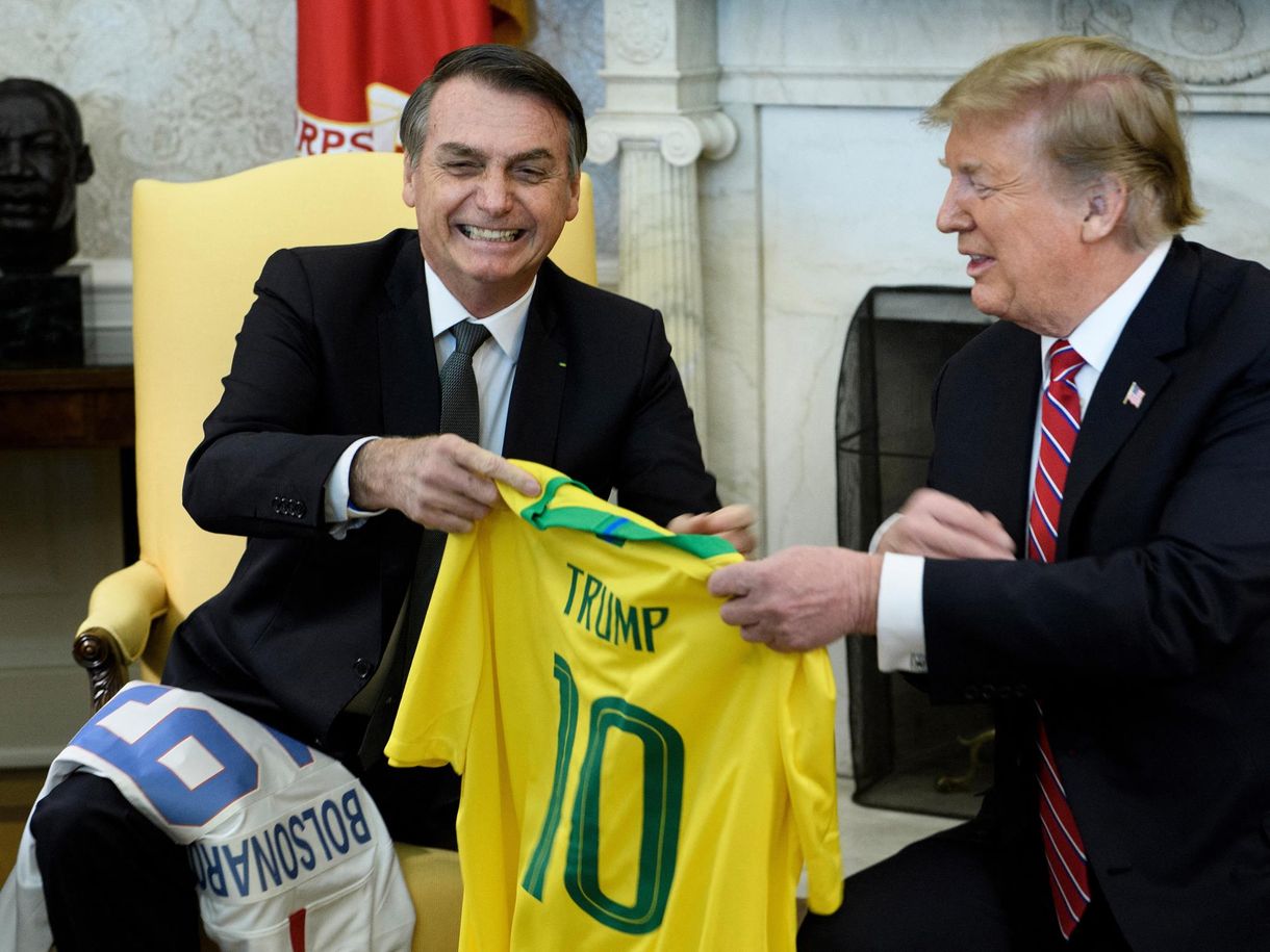 Trump most Brazíliával akar vámháborút vívni, hogy megmentse a perbe fogott Bolsonarót