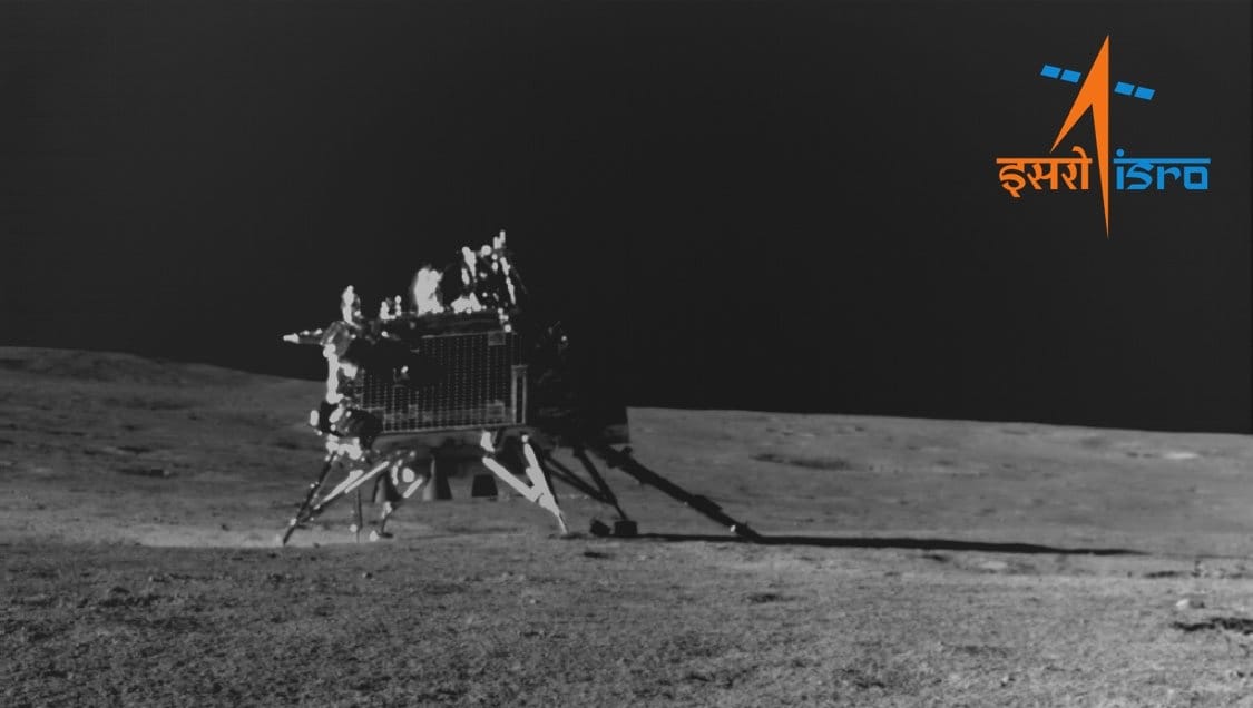 Lefotózta a NASA műholdja az indiai Holdra szállót, a Vikramot