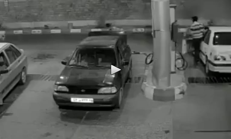 Tankolás közben robbant fel ez az autó – videó
