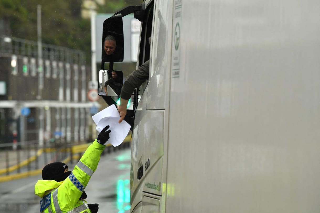 Ez is a Brexit hatása: sofőrhiány miatt zárnak be sorra a benzinkutak Angliában