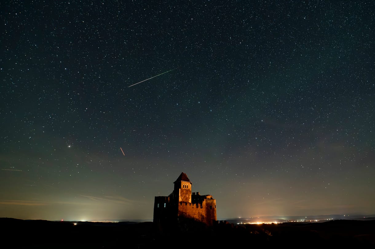 Megéri korán kelni: kedd hajnalban látványos meteorzápor jön