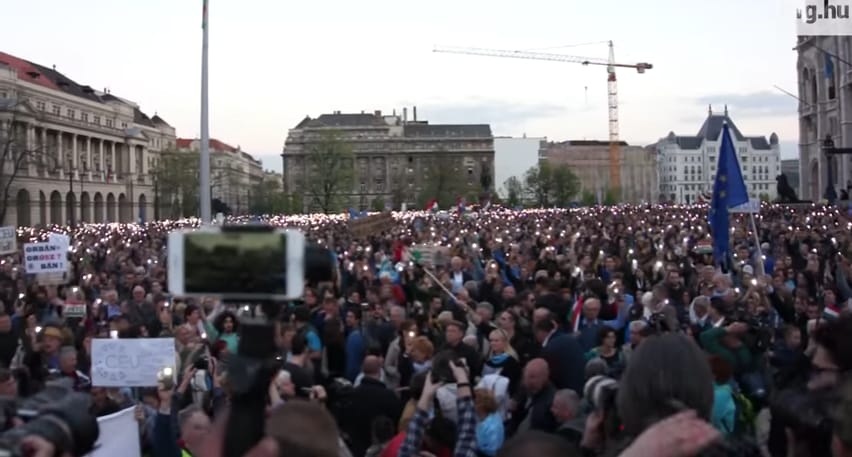 Hajrá, Magyarország, ruszkik haza!  - Videónk a tüntetésről