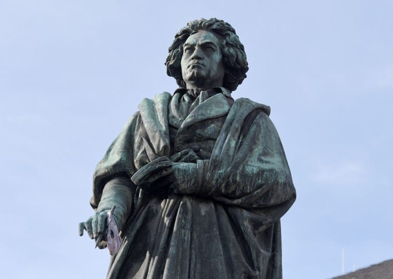Mesterséges intelligencia fejezi be Beethoven félbemaradt szimfóniáját