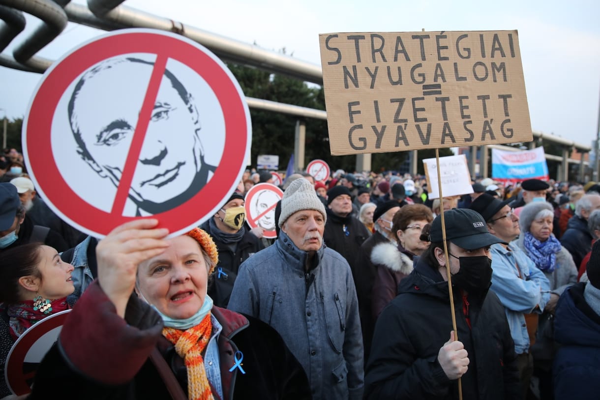 Tüntetést szerveznek Juhász Péterék Ukrajna mellett