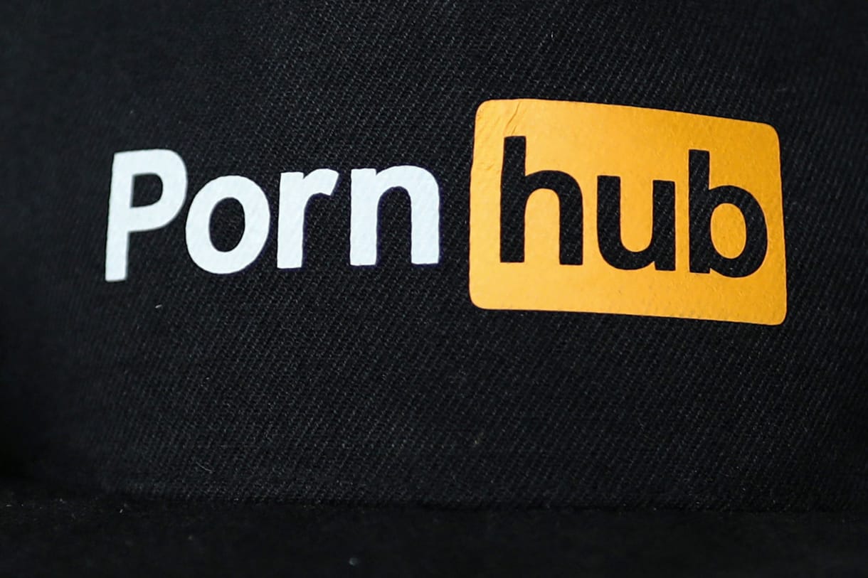 Ukrán és orosz pornószínészek a Pornhubon tiltakoznak az orosz invázió ellen