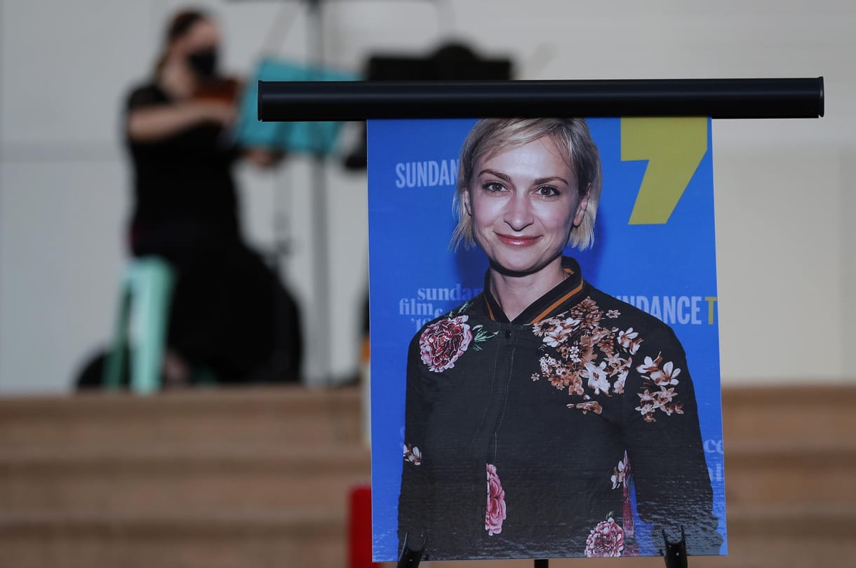 A filmforgatáson lelőtt ukrán operatőr családja Kijevben „felkészült a legrosszabbra”