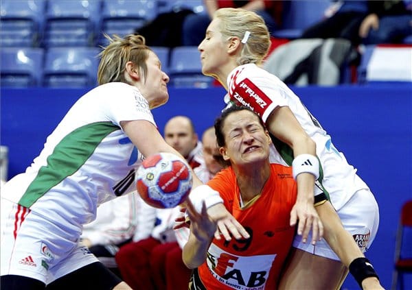 Női kézilabda: halvány remény még van az olimpiai részvételre