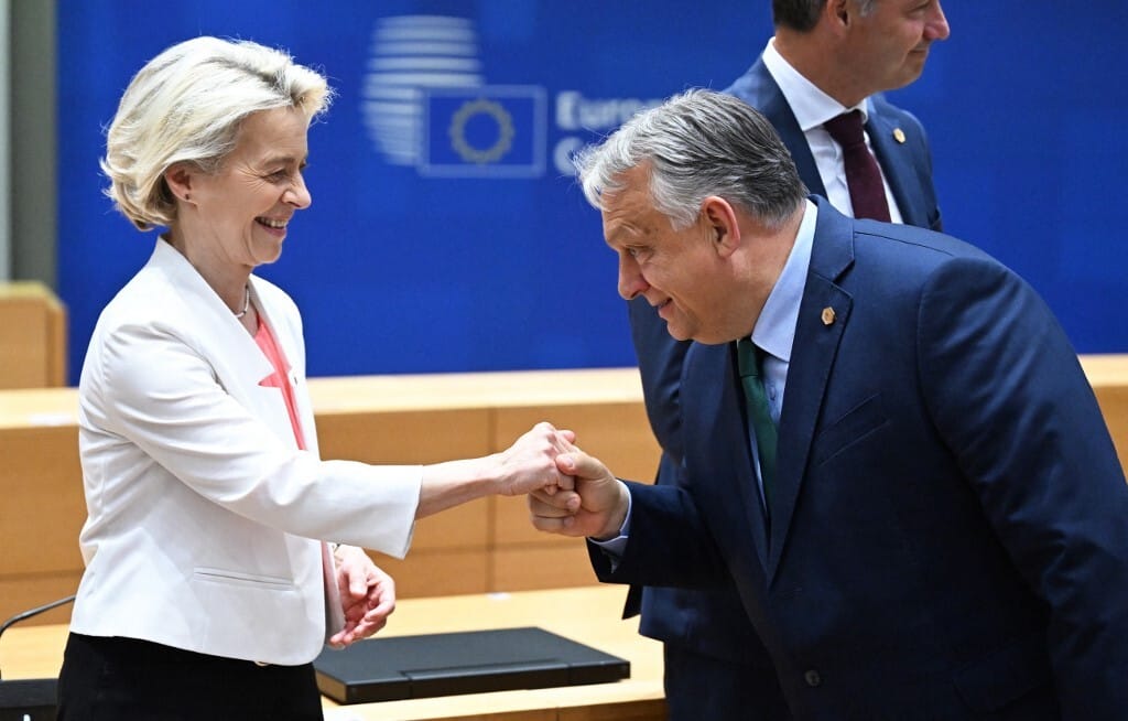 Bejelentette a magyar vétót megkerülő, 35 milliárd eurós hitelt Ukrajnának az EU