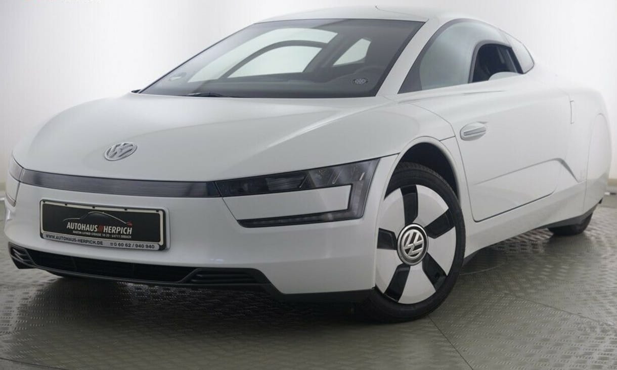 Csak 1 litert fogyaszt, de 35 millió forintot kérnek ezért a szuperritka VW-ért