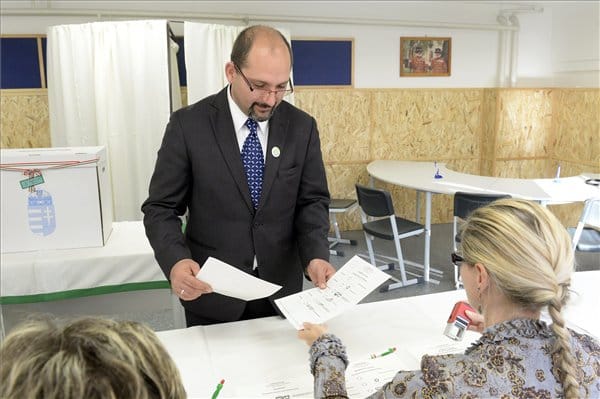 Csárdi Antal vezet a Belvárosban