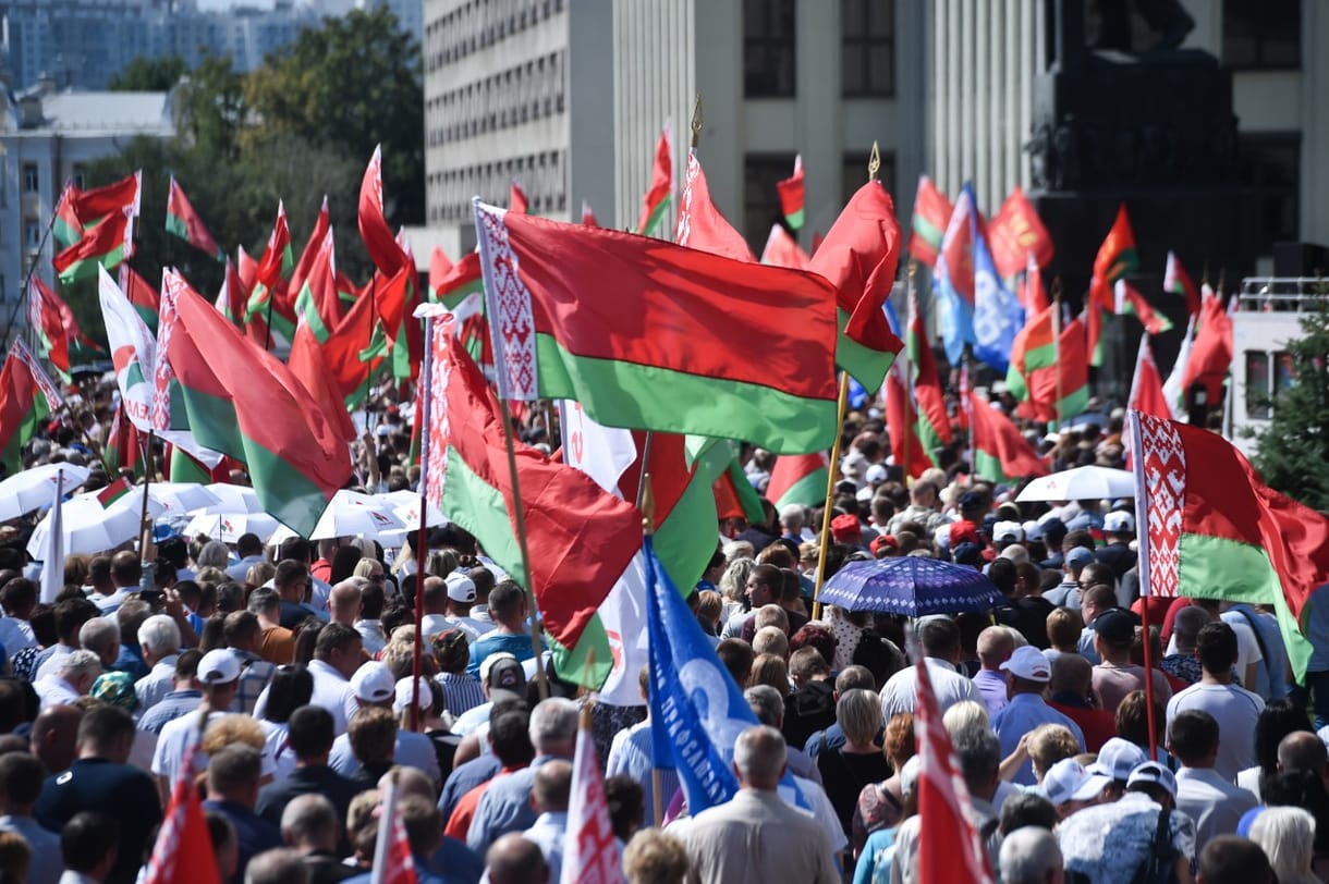 Ellentüntetésbe kezdtek Lukasenka hívei