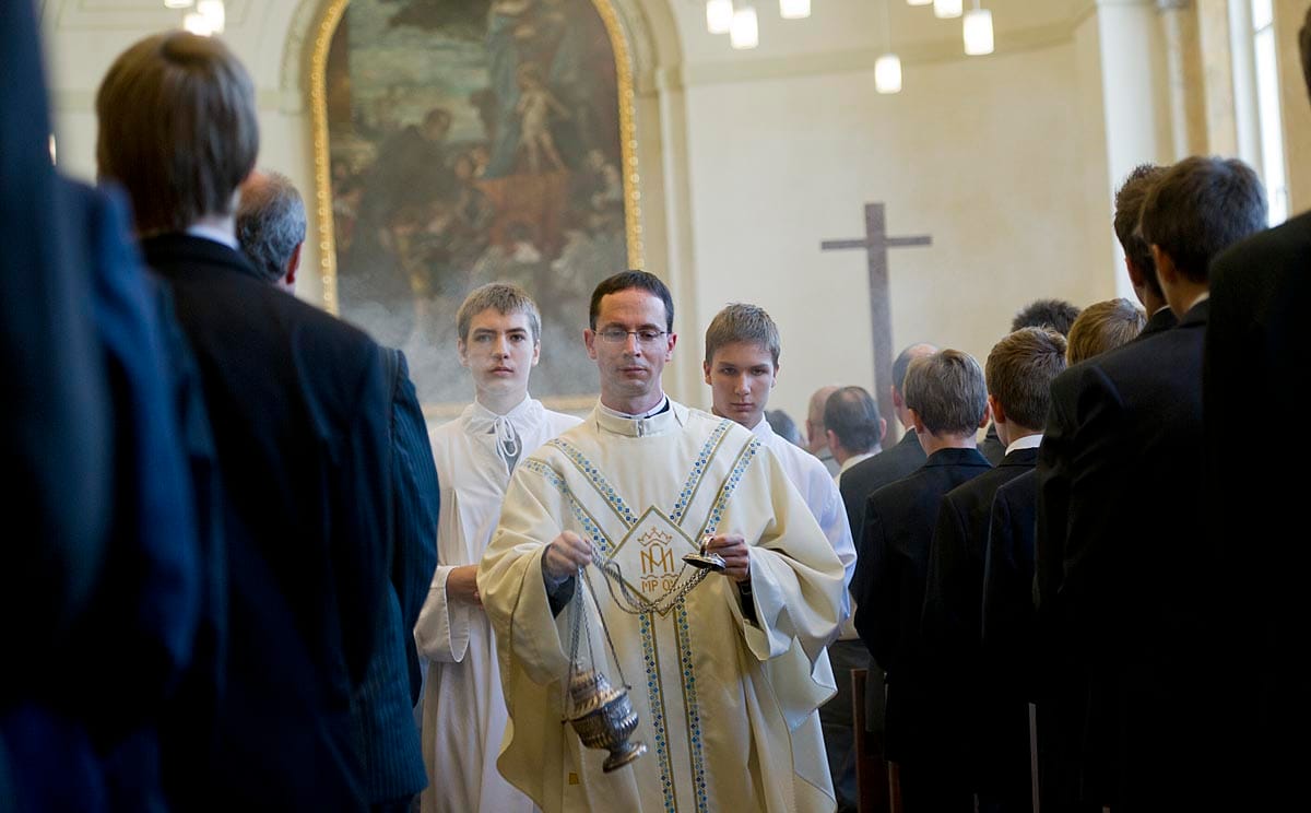 Elárulták a piaristák, mire kell az Orbántól kapott pénz