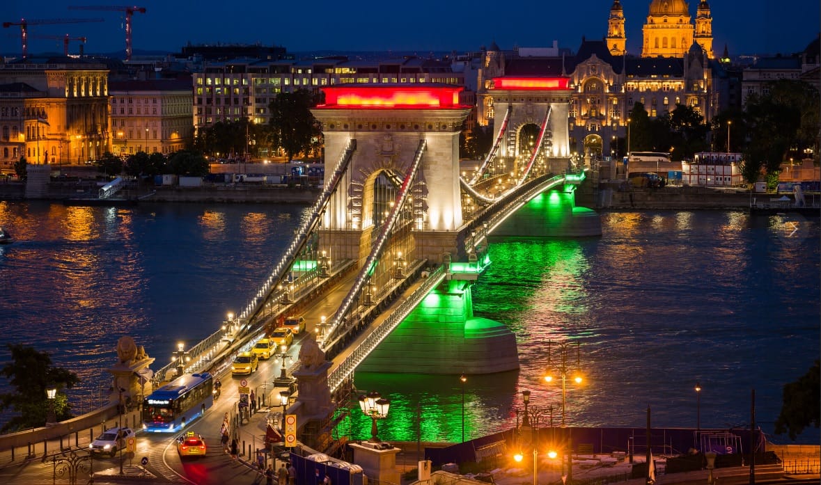 Megkérték a mesterséges intelligenciát, mutassa meg Budapestet 50 év múlva – ez a videó lett az eredmény