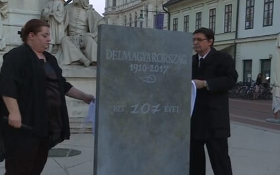 Sírkövet állítottak Szegeden a Vajna-birodalomba olvasztott Délmagyarországnak