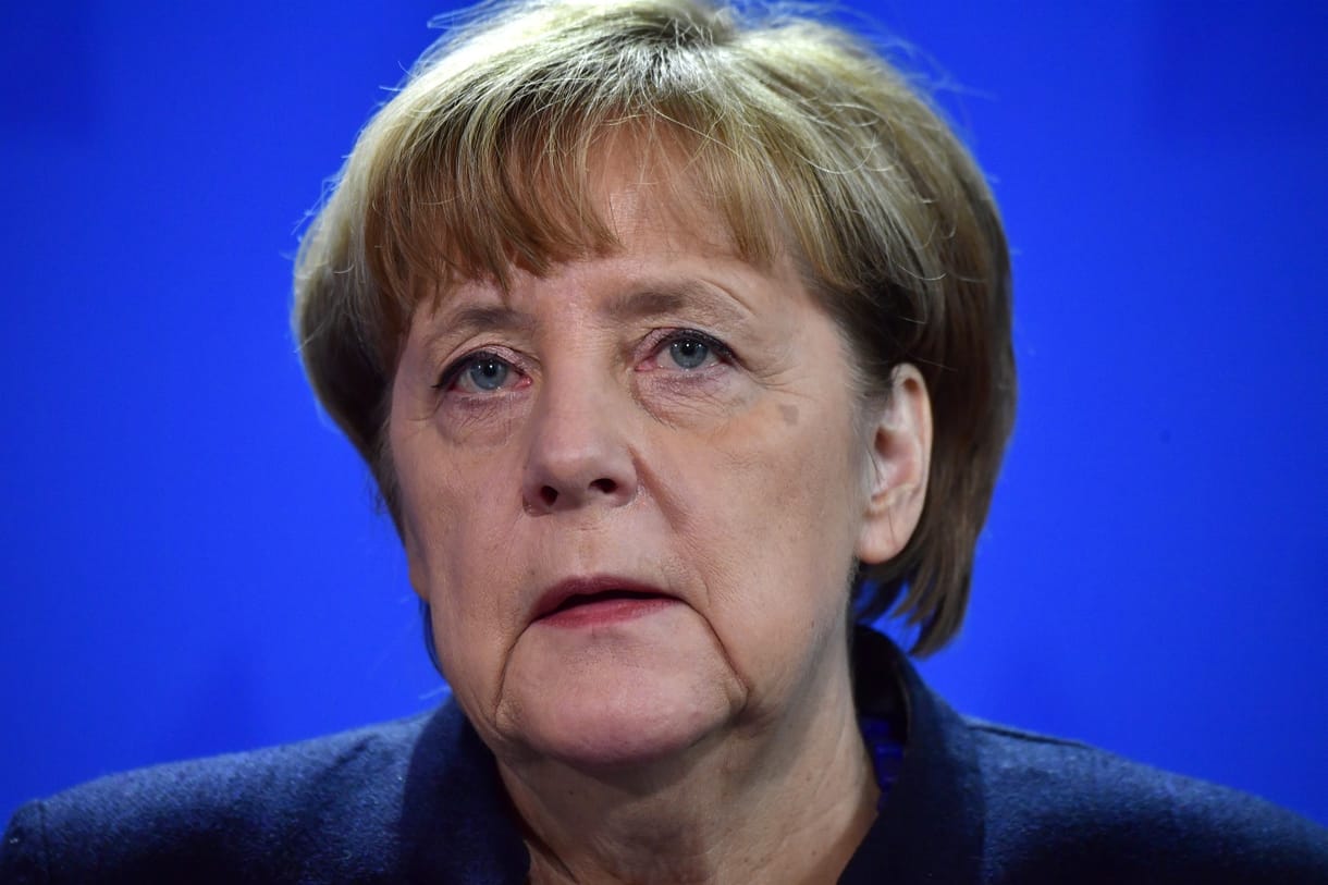 Merkel: nem a terroristák határozzák meg, hogyan éljünk