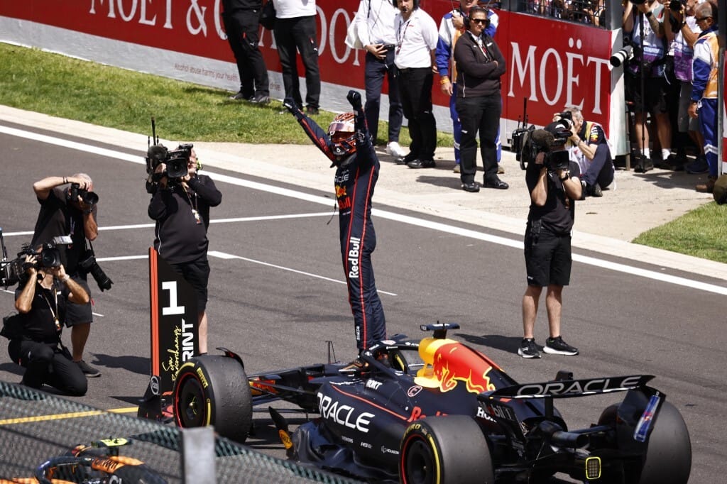 Verstappen nyerte a sprintfutamot Spában