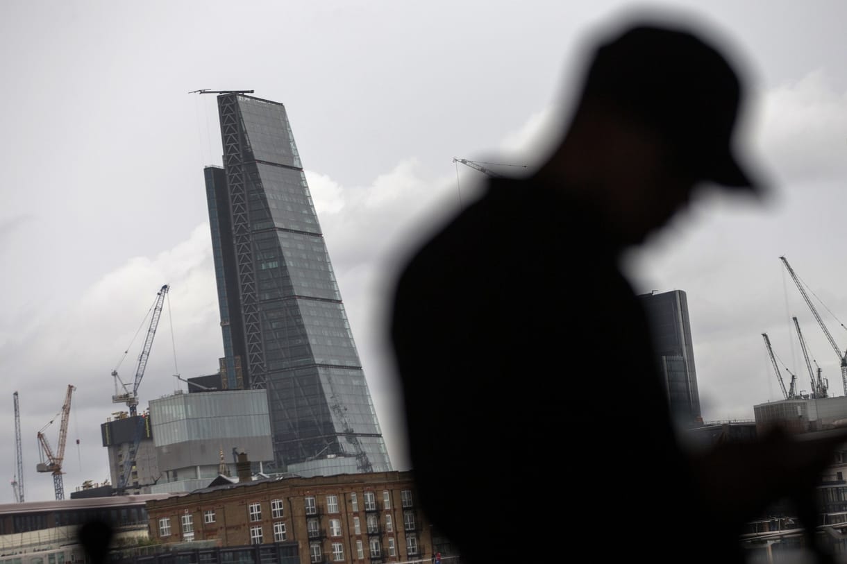 Egymilliárd fontnál is drágábban veszik meg London Sajtreszelőjét