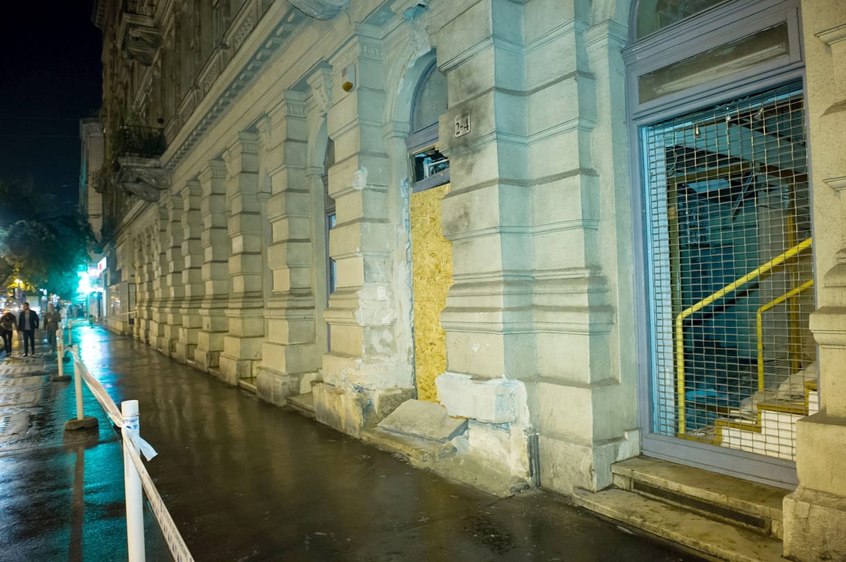 Előkerült a felrobbantott Teréz körúti kapualjban élő férfi