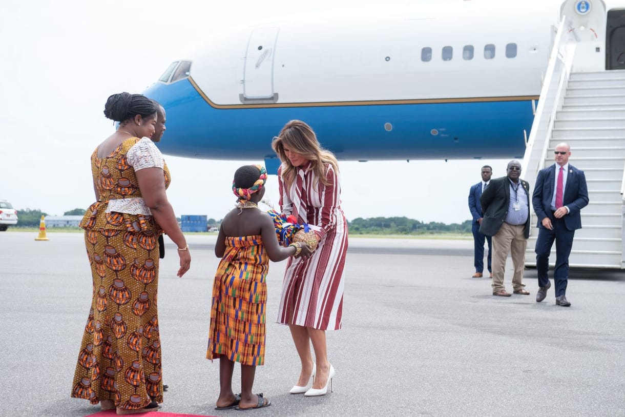 Füstölni kezdett a repülő, amellyel Melania Trump utazott