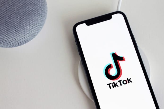 Vége a dalnak? Olyan előadók számai tűnhetnek el a TikTokról, mint Taylor Swift, Drake vagy Ariana Grande