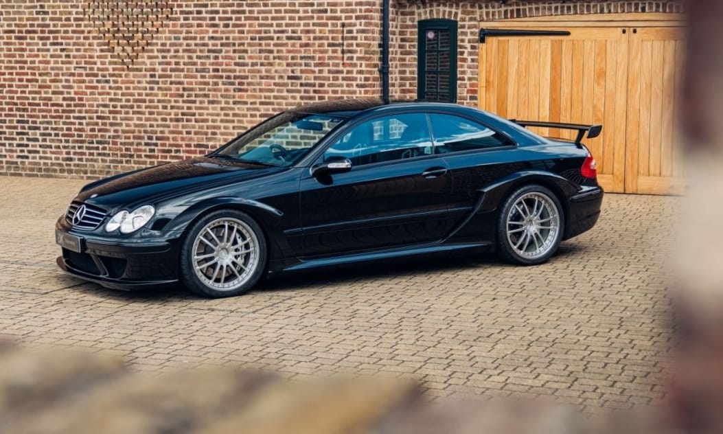 Méregdrága portéka ez a szinte új szuperritka Mercedes CLK DTM
