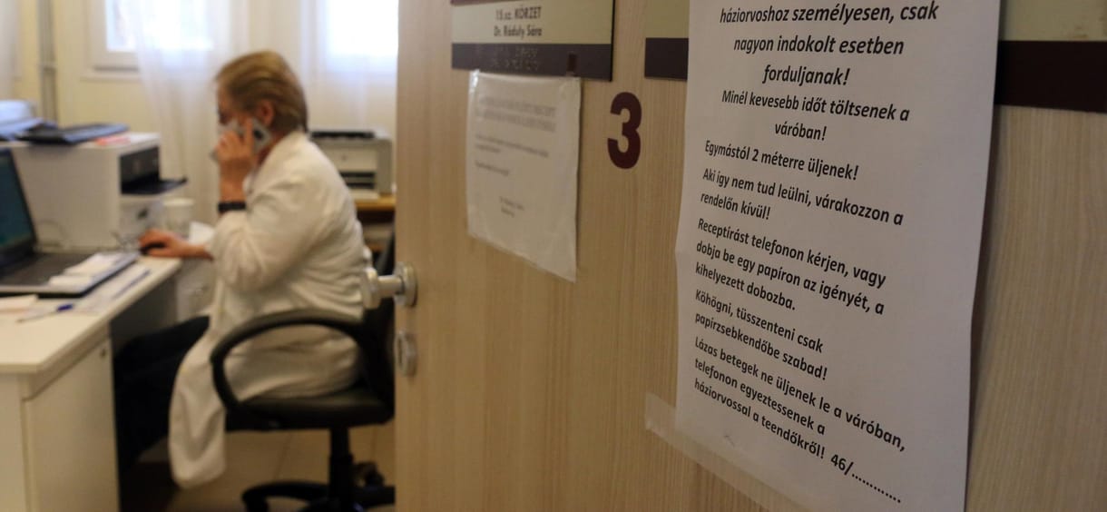 Index: Lélegeztetőgépre került egy háziorvos, aki elkapta a koronavírust