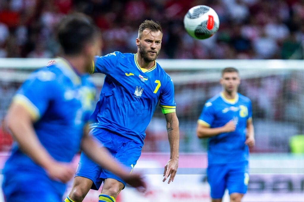 Kitiltanák az orosz zászlókat az ukrán válogatott mérkőzéséről
