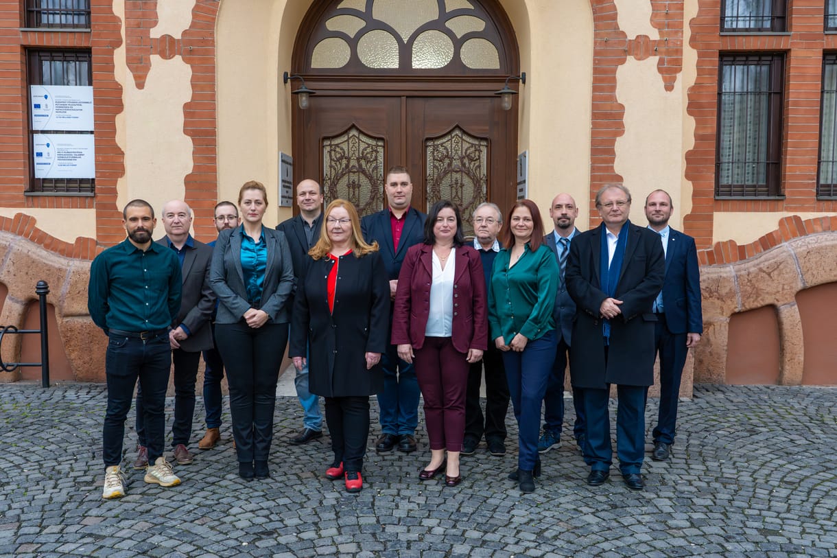 Közös polgármesterjelöltet indít az ellenzék Pesterzsébeten, amit egy egykori MSZP-s vezet a Fidesz támogatásával