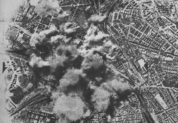 Bizonyíték találtak: olyan erősek voltak a II. világháborús bombázások, hogy még a világűrt is elérték