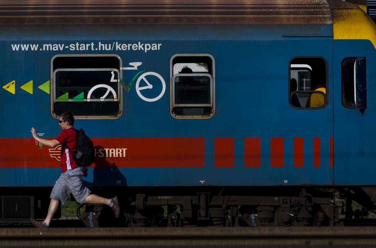 Kabaréba illő állapotok az egyik MÁV-vonalon