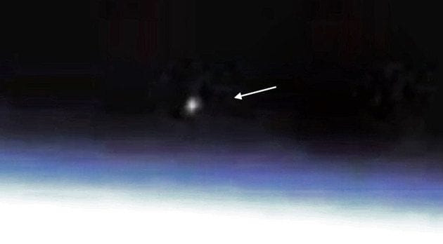 A NASA újra megszakította adását, amikor azonosítatlan tárgy tűnt fel