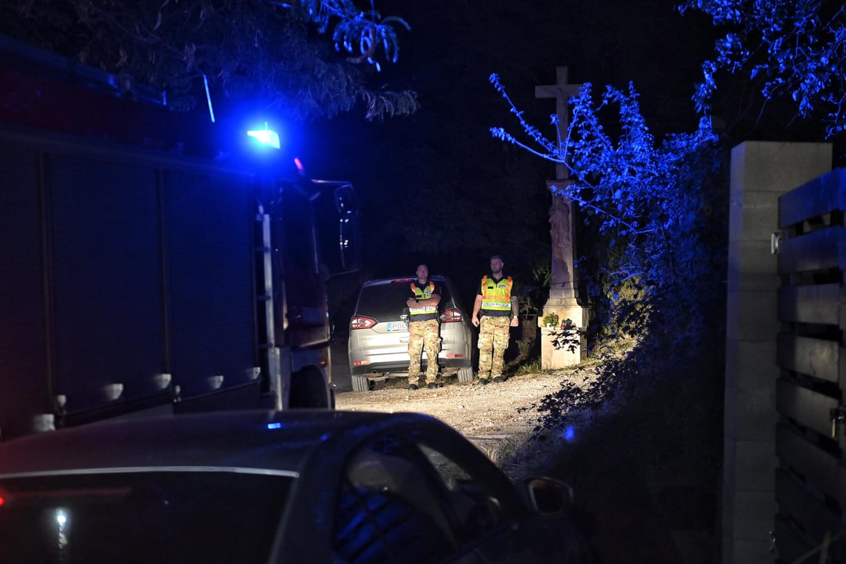 Részvétét fejezte ki a rendőrség az Esztergomban meghalt rendőr hozzátartózóinak
