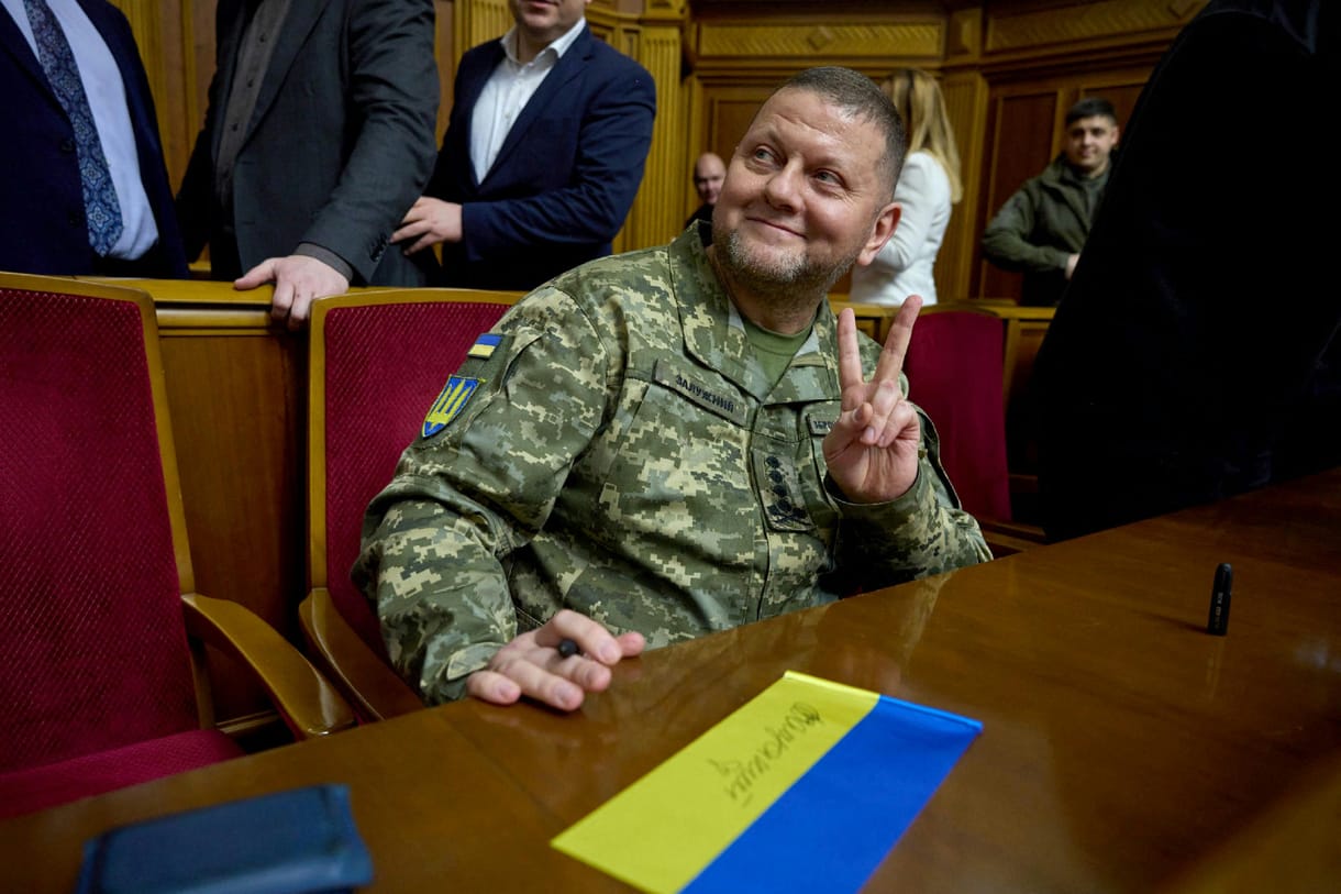 Tankkal szeretne végighajtani a Vörös téren az ukrán főparancsnok