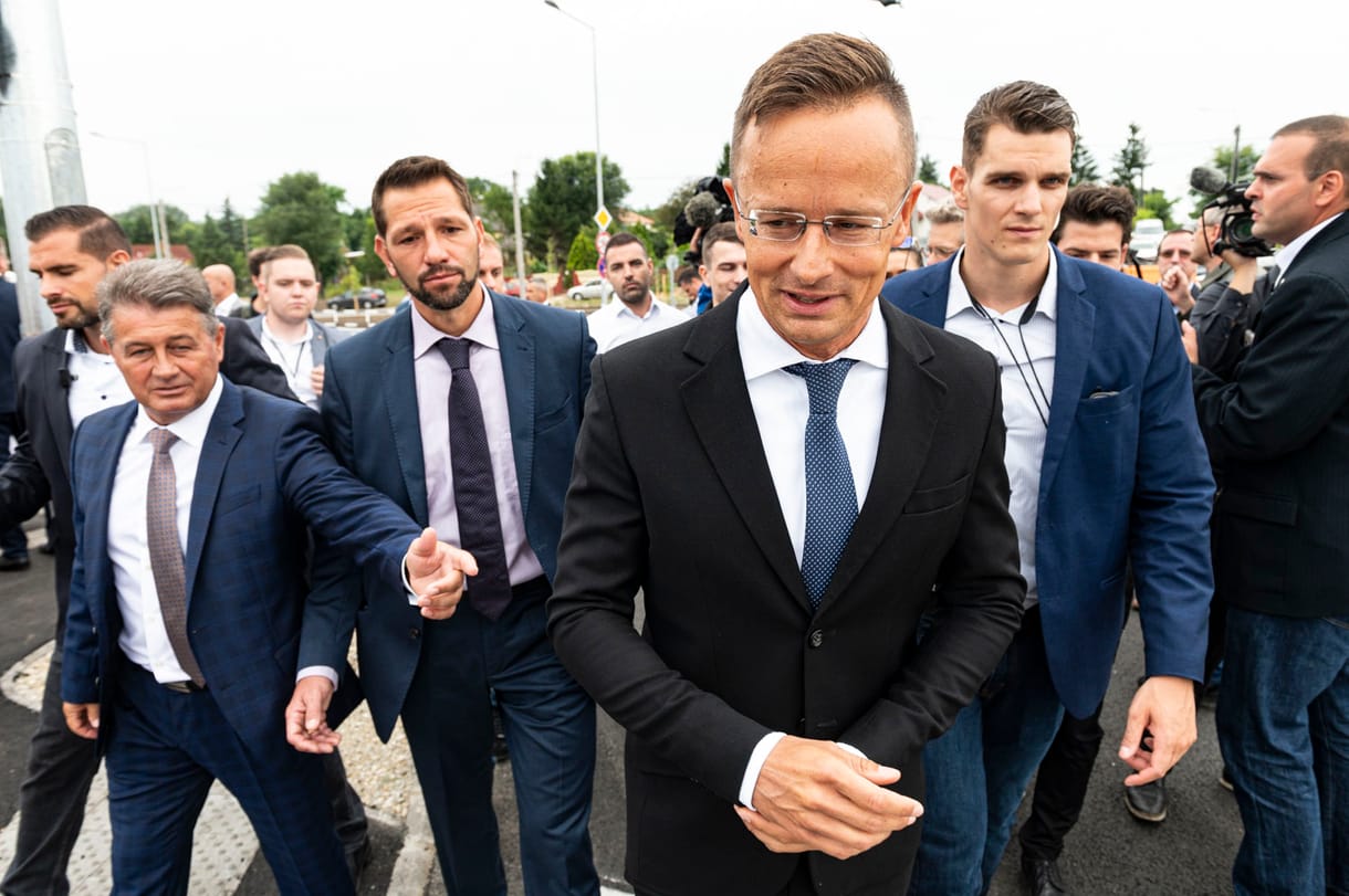 Plusz egymilliárd forintot kap a külügy a magyar űrprogramra