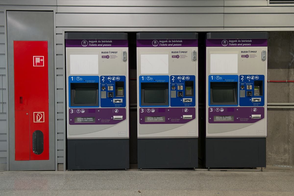 Ma éjjel senki sem vehet budapesti buszjegyet bankkártyával