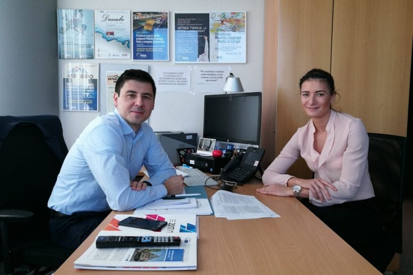 Gulyás a genfi konzulról: Nem lehet hátrány, hogy valaki egy képviselő lánya