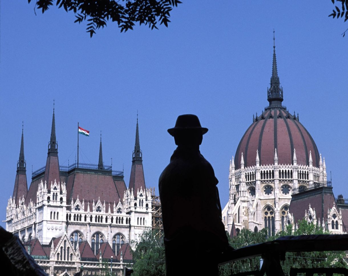  Esztergályos, bőröndös, kesztyűszabász készítette elő Nagy Imre kivégzését