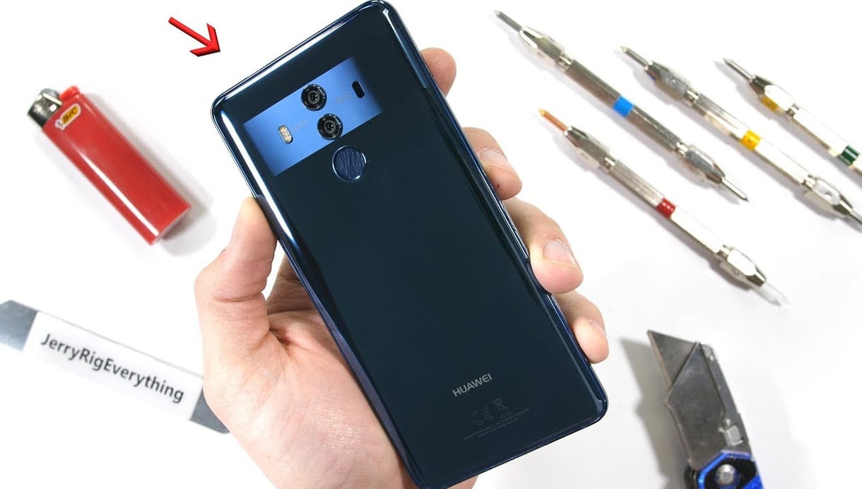 Nézzük, mennyire bírja a strapát a Huawei legjobb telefonja – videó